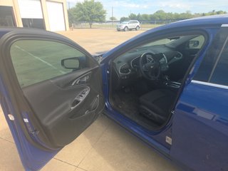2023 Chevrolet Malibu LT - Driver's Front Door Image