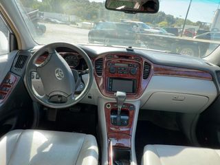 2007 Toyota Highlander Limited w/3rd Row - Interior Full Dashboard Image