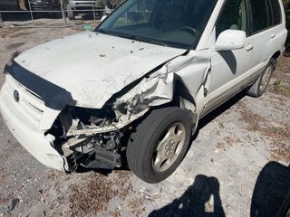 2007 Toyota Highlander Limited w/3rd Row - Primary Damage Left Image