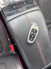 2022 Hyundai Tucson N Line - Interior Steering Wheel With Keys Image