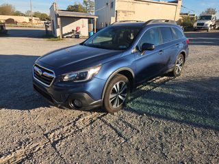 2019 Subaru Outback Limited - Exterior Front Left Corner Image
