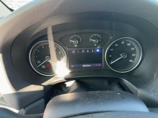 2020 Buick Enclave Essence - Interior Instrument Cluster / Odometer Image