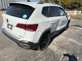 2022 Volkswagen Taos SE - Primary Damage Left Image