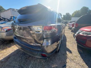 2016 Toyota Highlander Limited - Exterior Rear Right Corner Image