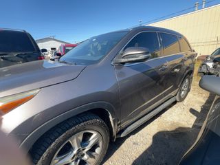 2016 Toyota Highlander Limited - Exterior Side Driver Image