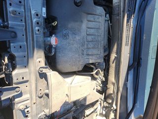 2016 Toyota Highlander Limited - Engine Compartment Image