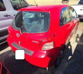 2008 Toyota Yaris - Exterior Rear Right Corner Image