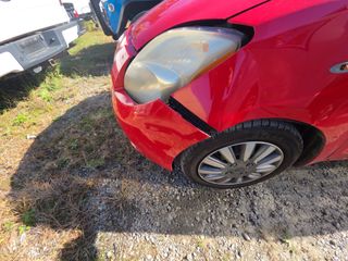 2008 Toyota Yaris - Primary Damage Right Image