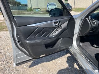 2015 INFINITI Q50 Premium - Driver's Front Door Image