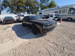 2019 Dodge Challenger SXT - Exterior Front Right Corner Image