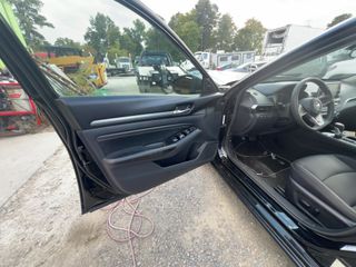 2021 Nissan Altima 2.5 SV - Driver's Front Door Image