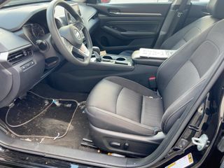 2021 Nissan Altima 2.5 SV - Interior Front Seat Image