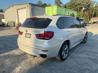 2016 BMW X5 xDrive35i - Exterior Rear Right Corner Image