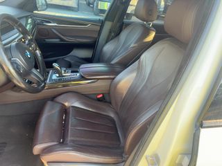 2016 BMW X5 xDrive35i - Interior Front Seat Image