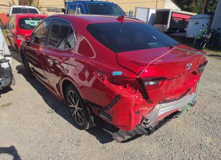 2022 Toyota Camry SE - Exterior Rear Left Corner Image