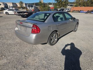 2006 Chevrolet Malibu LTZ - Exterior Rear Right Corner Image