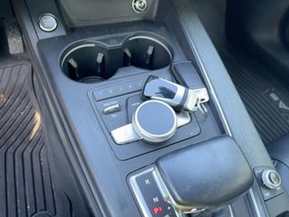 2018 Audi A5 Premium Plus - Interior Steering Wheel With Keys Image