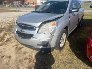 2015 Chevrolet Equinox LS - Primary Damage Left Image