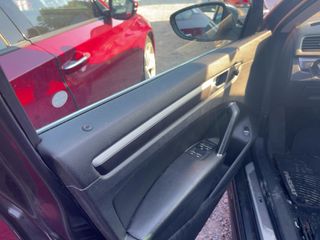 2017 Volkswagen Passat R-Line w/Comfort Pkg - Driver's Front Door Image