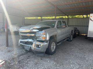 2015 Chevrolet Silverado 2500HD LT - Exterior Front Left Corner Image