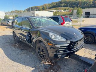 2018 Porsche Cayenne - Exterior Front Right Corner Image