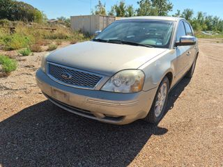 2006 Ford Five Hundred Limited - Exterior Front Left Corner Image
