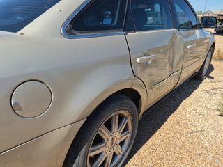 2006 Ford Five Hundred Limited - Primary Damage Left Image