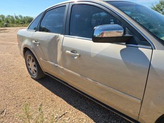 2006 Ford Five Hundred Limited - Primary Damage Right Image