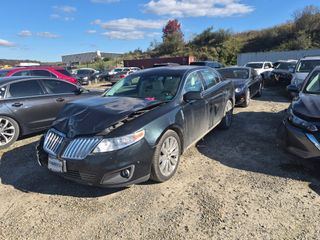 2010 Lincoln MKS w/EcoBoost - Exterior Front Left Corner Image