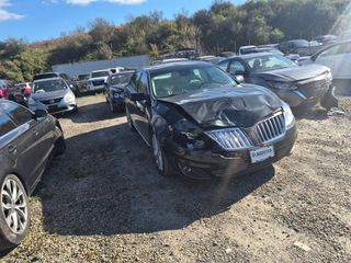 2010 Lincoln MKS w/EcoBoost - Exterior Front Right Corner Image