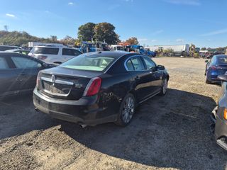 2010 Lincoln MKS w/EcoBoost - Exterior Rear Right Corner Image