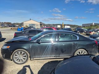 2010 Lincoln MKS w/EcoBoost - Exterior Side Driver Image