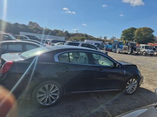 2010 Lincoln MKS w/EcoBoost - Exterior Side Passenger