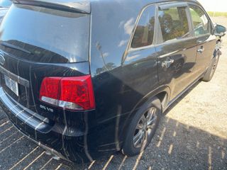 2013 Kia Sorento SX - Exterior Rear Right Corner Image