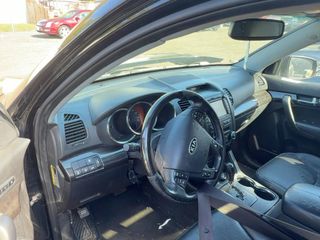 2013 Kia Sorento SX - Interior Full Dashboard Image
