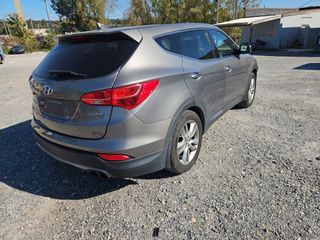 2013 Hyundai Santa Fe 2.0T Sport - Exterior Rear Right Corner Image