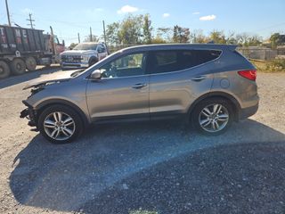 2013 Hyundai Santa Fe 2.0T Sport - Exterior Side Driver Image