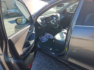 2013 Hyundai Santa Fe 2.0T Sport - Driver's Front Door Image