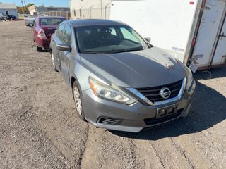 2018 Nissan Altima 2.5 S - Exterior Front Left Corner Image