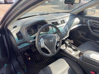2018 Nissan Altima 2.5 S - Interior Full Dashboard Image