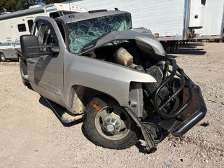 2008 Chevrolet Silverado 3500 DRW LTZ - Primary Damage Right Image