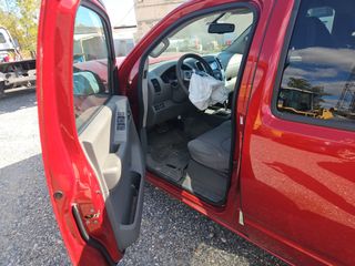2014 Nissan Frontier SV - Driver's Front Door Image