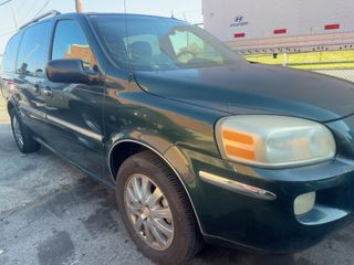 2005 Buick Terraza CXL - Exterior Front Right Corner Image