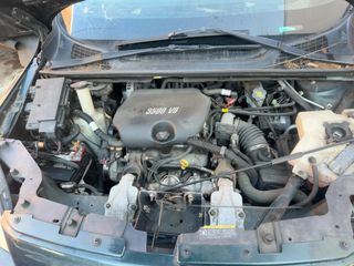 2005 Buick Terraza CXL - Engine Compartment Image