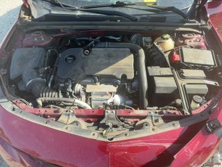 2017 Chevrolet Malibu LT - Engine Compartment Image