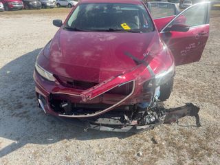 2017 Chevrolet Malibu LT - Primary Damage Straight On Image