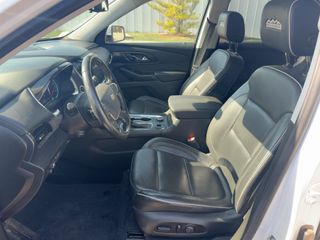 2020 Chevrolet Traverse High Country - Interior Front Seat Image