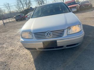 2005 Volkswagen Jetta GLS - Exterior Front Center Image