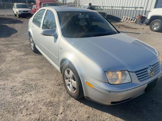 2005 Volkswagen Jetta GLS - Exterior Front Right Corner Image