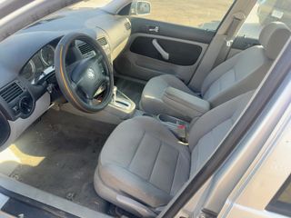2005 Volkswagen Jetta GLS - Interior Front Seat Image